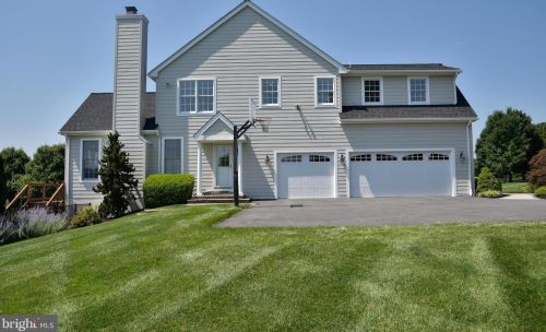 116 Osborne Cir, Kennett Sq PA  19348-1910 exterior
