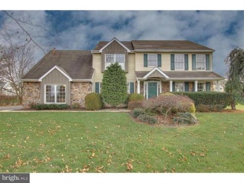 2250 Ayreshire Dr, Lansdale, PA 19446-5821