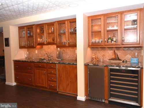 3002 Ridgeview Dr, Molino PA  17961-2338 exterior