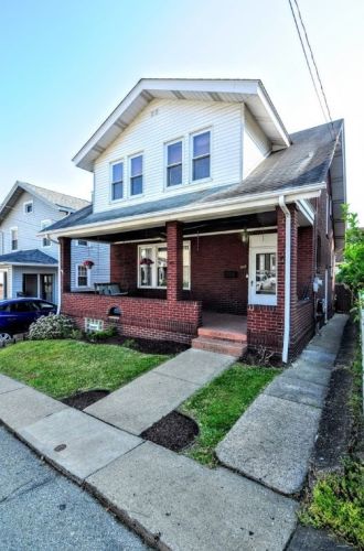 135 Church St, Monongahela, PA 15063-2352