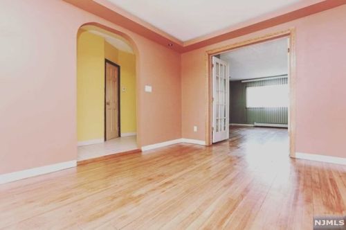 238 Desoto Pl, Cliffside Park NJ  07010-1008 exterior