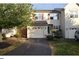 4 Raleigh Ct, Harleysville, PA 19438-2142