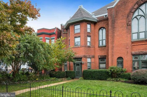 905 Carolina Ave, Washington, DC 20003-2145
