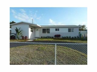 1142 196th St, Miami, FL 33179-3537