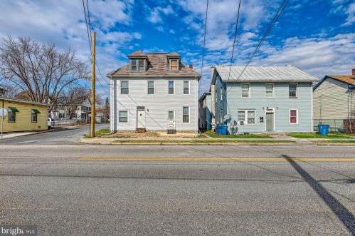 154 2nd St, Highspire, PA 17034-1104