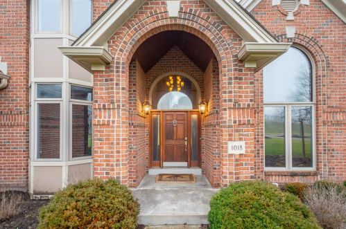 1018 Old Orchard Dr, Gibsonia, PA 15044-6080