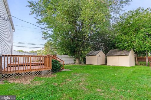 104 South Pl, New Castle DE  19720-2736 exterior