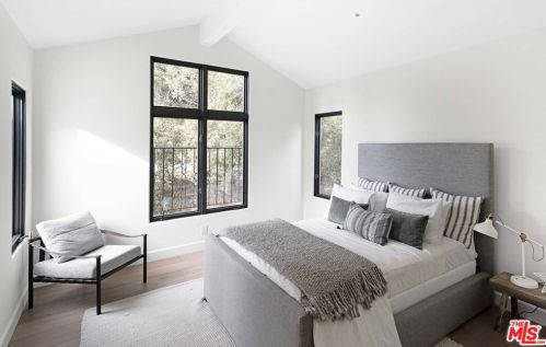 3170 Santa Maria Rd, Topanga CA  90290-4307 exterior
