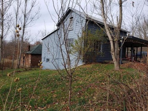 1721 Hillsville Rd, Edinburg, PA 16116-3105