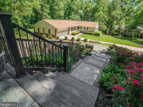 1801 Genther Ln, Fredericksburg, VA 22401-5207