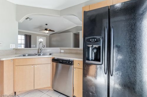 218 10th Pl, Cape Coral FL  33909-2619 exterior