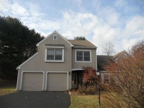 3 Greystone Dr, Reidsville, NY 12186-9772