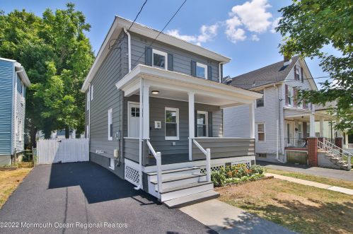 30 Conover St, East Freehold, NJ 07728-2308