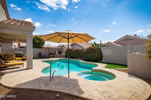 8075 Maria Dr, Scottsdale, AZ 85255-5418