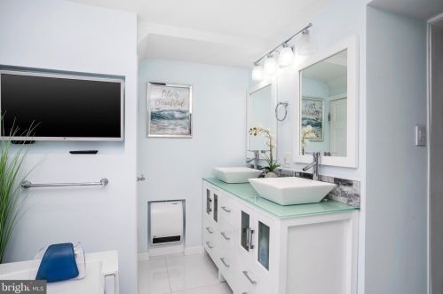 848 Riverside Ave, Trenton NJ 08618-5318 exterior