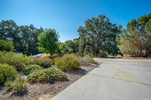 430 Cayucos Ave, Templeton, CA 93465-5022