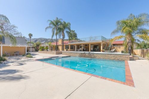 15161 Alvarado St, Lake Elsinore, CA 92530-6961