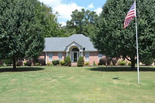 112 Chamberlain Dr, Three Way, TN 38343-8814