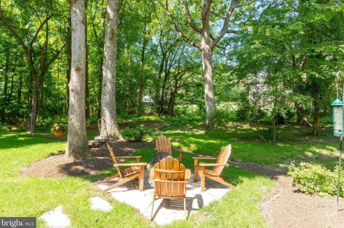 11406 Wild Bramble Way, Herndon VA  20194-1001 exterior