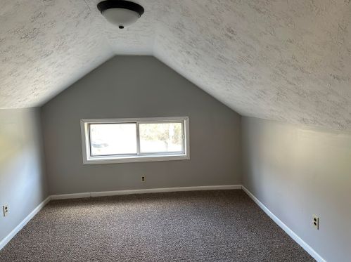 37 River Rd, Newport KY  41075-2317 exterior