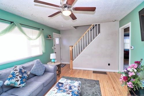 54 Barsalou Ave, Waterbury CT  06705-3514 exterior