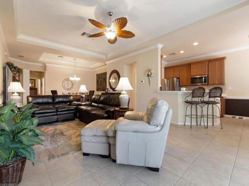 12863 Carrington Cir, Naples, FL 34105-5003