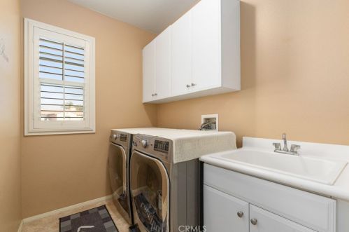 40357 Logan Ct, Temecula CA  92591-7507 exterior