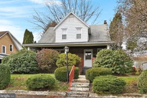 110 Mifflin St, Lincoln Colliery, PA 17963-1327