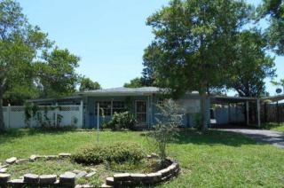10384 Blossom Lake Dr, Largo, FL 33772-7410