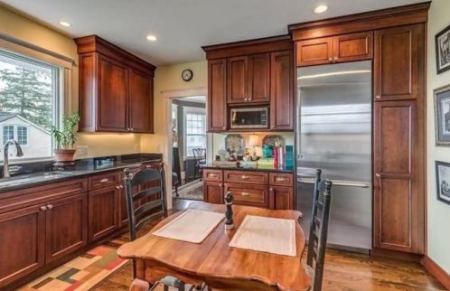 11 Fuller Ter, Swampscott MA  01907-2507 exterior