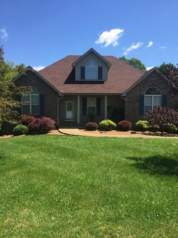 212 Deer Park Ln, Lafayette, TN 37083-3299