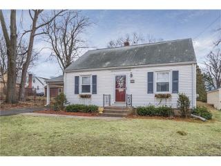 42 Overland St, Manchester, CT 06040-6440