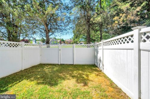 2424 Lafayette Blvd, Fredericksburg VA  22401-3912 exterior