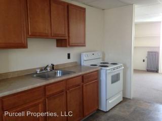65 Hanover St, Lebanon NH  03766-1273 exterior