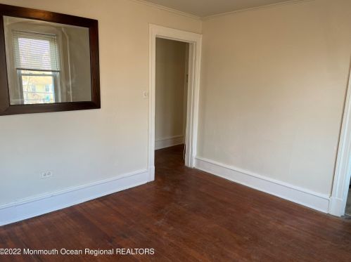 1107 Grand Ave, Tinton Falls, NJ 07712-6054