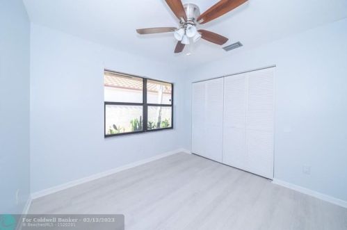 175 Executive Cir, Boynton Beach FL  33436-1835 exterior