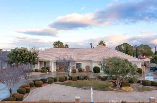 42132 23rd St, Lancaster, CA 93536-3319