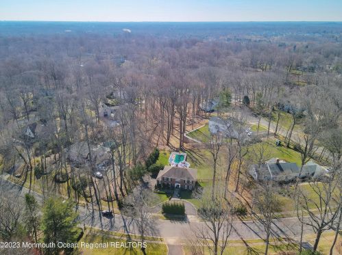 162 Borden Rd, Middletown NJ  07748-3050 exterior