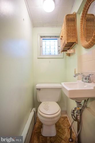 2203 Bucknell St, Philadelphia PA  19145-3212 exterior