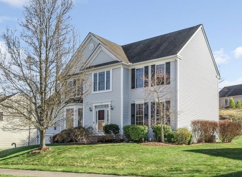 103 Palomino Dr, North Andover, MA 01845-3379