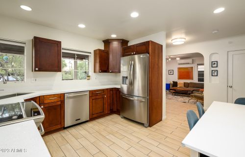 1809 17 Ave, Phoenix AZ 85027-5308 exterior