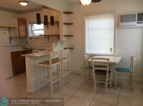 924 16 Ave, Hollywood FL 33020-2545 exterior