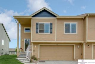 16204 Browne St, Omaha, NE 68116-3258