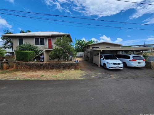 99-151 Mikalemi St, Aiea, HI 96701-4138
