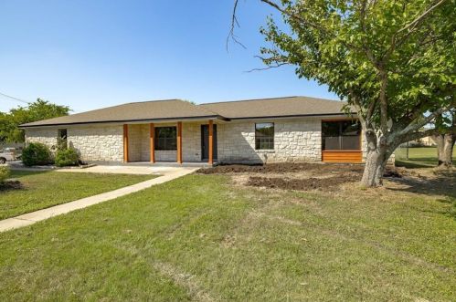 50204 Indian Creek Dr, Georgetown TX  78626-6213 exterior