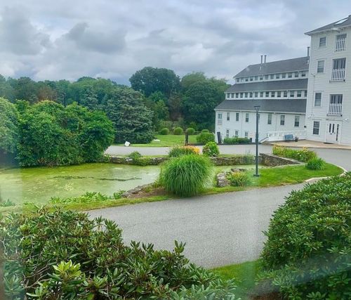 40 Web Ave, North Kingstown RI  02852-6822 exterior