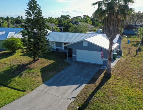 2267 Haddon St, Fort Pierce, FL 34984-4741