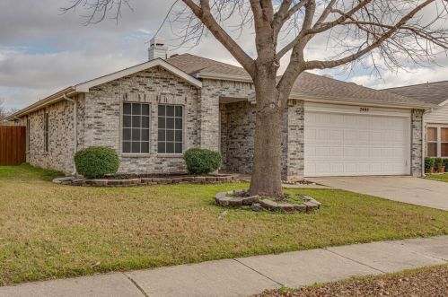 2448 Chestnut Dr, Oak Point TX  75068-5707 exterior