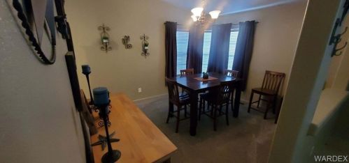 1643 Vly Dr, Mohave Valley AZ  86440-8583 exterior