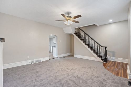 15 Telescope St, Pittsburgh, PA 15203-2521